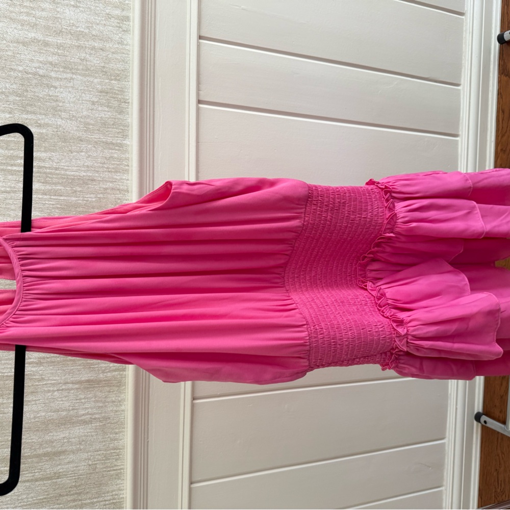 Elegant Pink Halter Mini Dress